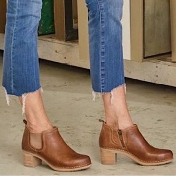 Dansko women's harlene bootie Clearance